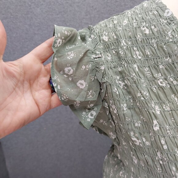 Madewell Plus NWT Lucie V-Neck Smocked Top Cottage Garden Sage Green 28W Floral - Picture 3 of 10